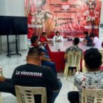 Kadis-Kominfo-Eva-Makaenas-Harap-Insan-Pers-dan-Pemkab-Mitra-Terus-Bersinergi-739x430