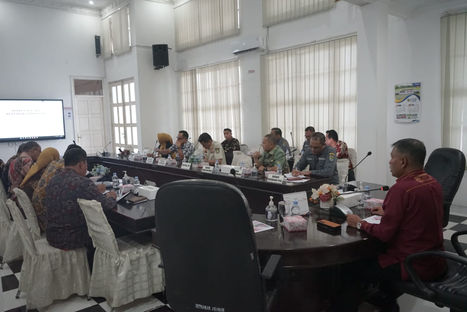 d8357472-4f26-485d-a351-91e1eb9d9620