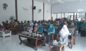 e770f990-dd92-475a-9409-97dfee90dc7f