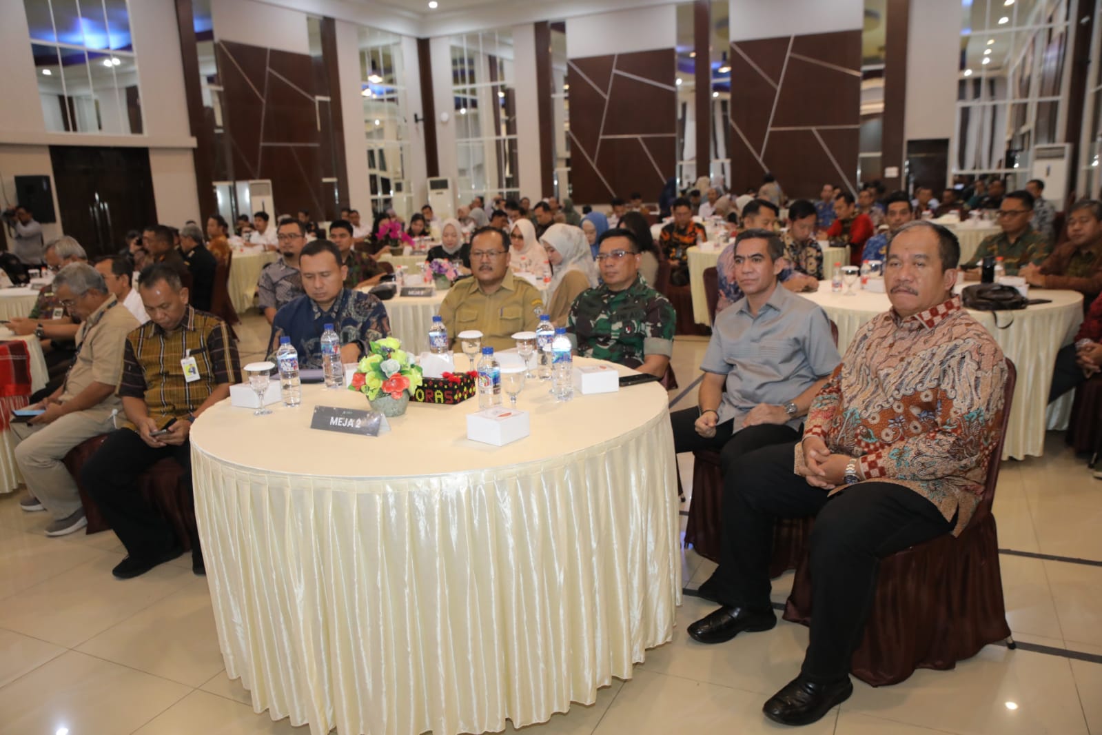 1be39238-ddb5-441e-94e4-0ceda7f2de64