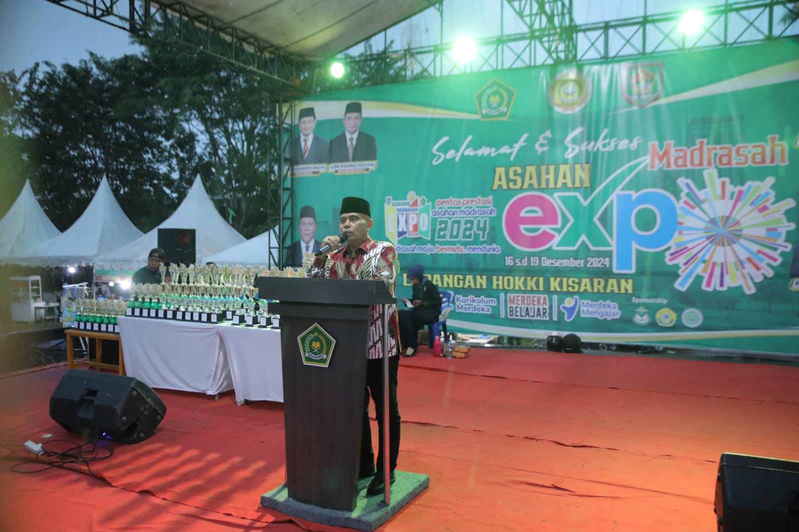 d70fe192-5803-4152-8eae-13265cefe20d